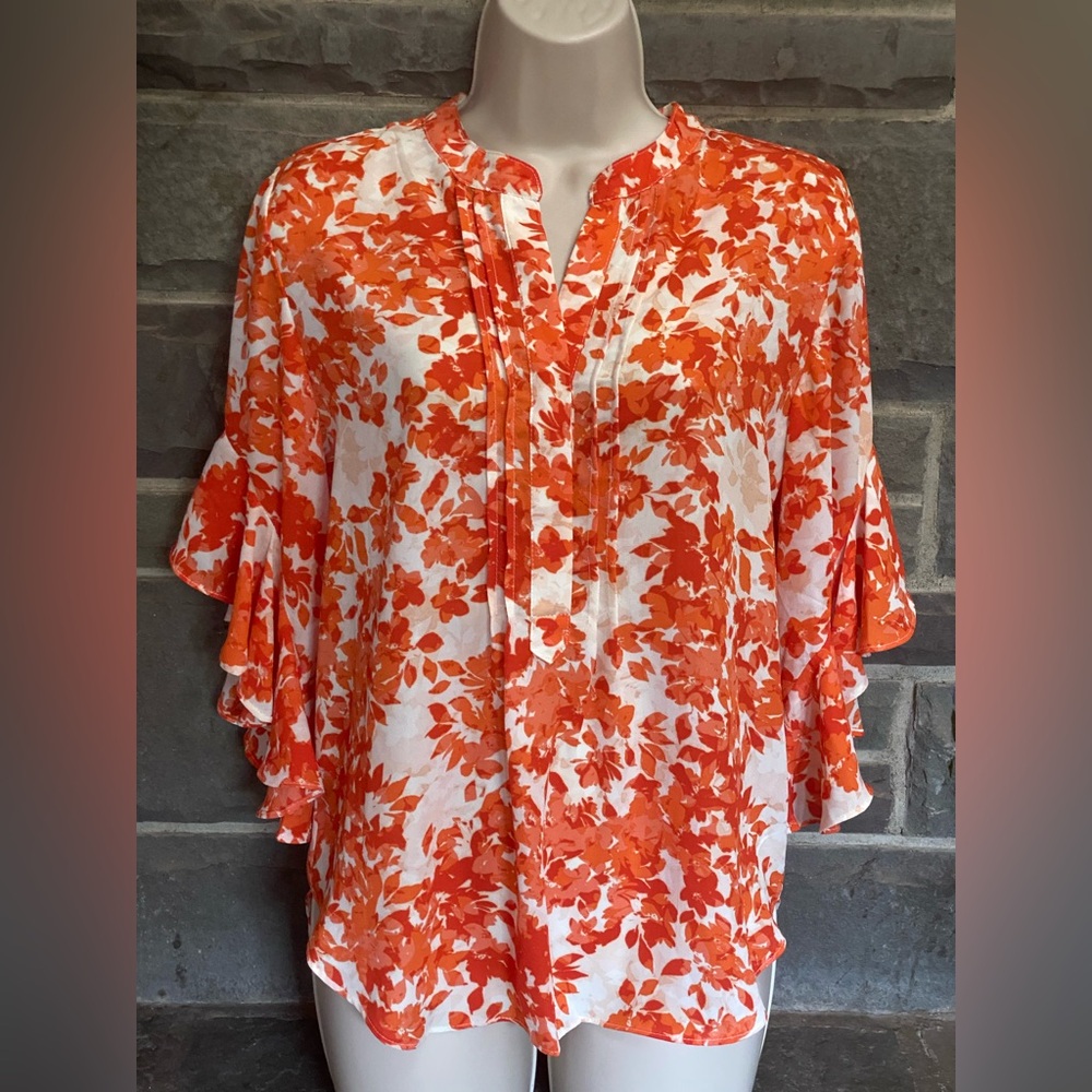 NWOT Vince Camuto blouse,white orange floral,trumpet sleeves, S